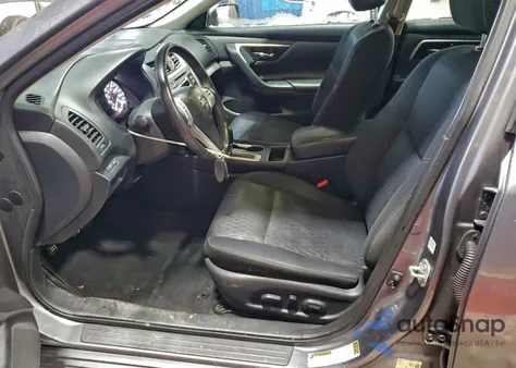 2017 Nissan Altima 2.5 z USA, uszkodzony, nr VIN 1N4AL3AP6HC242803